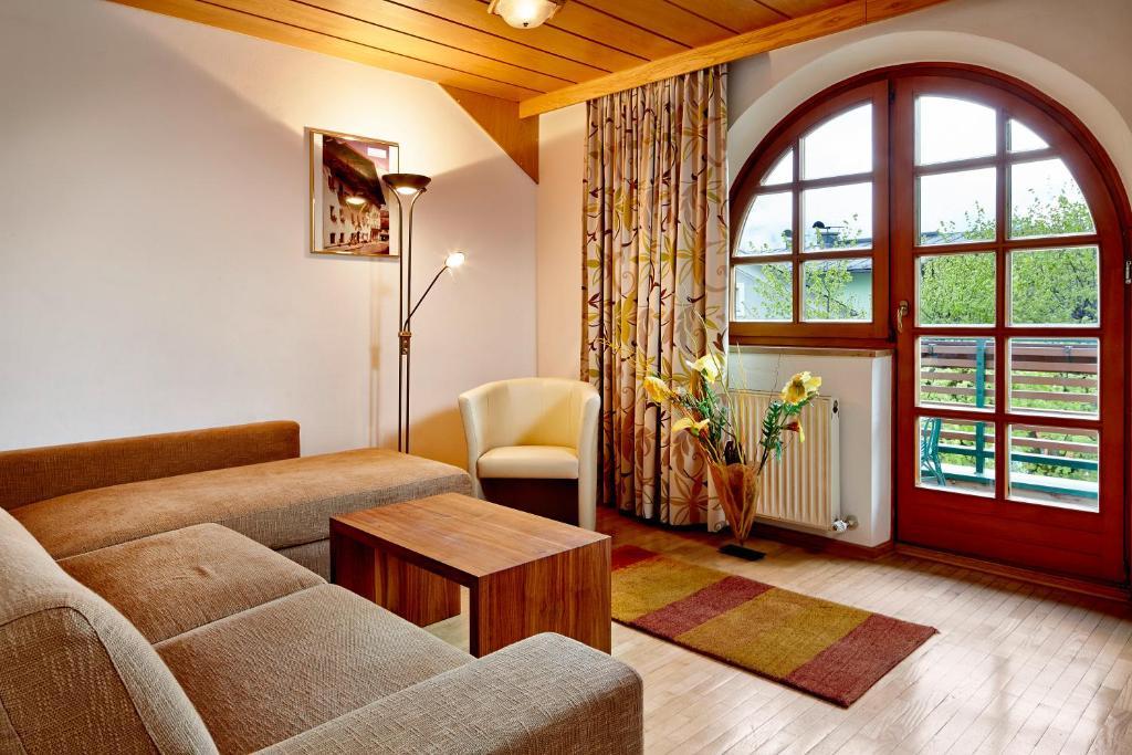 Appartements Am Stadtpark Цел ам Зее Екстериор снимка