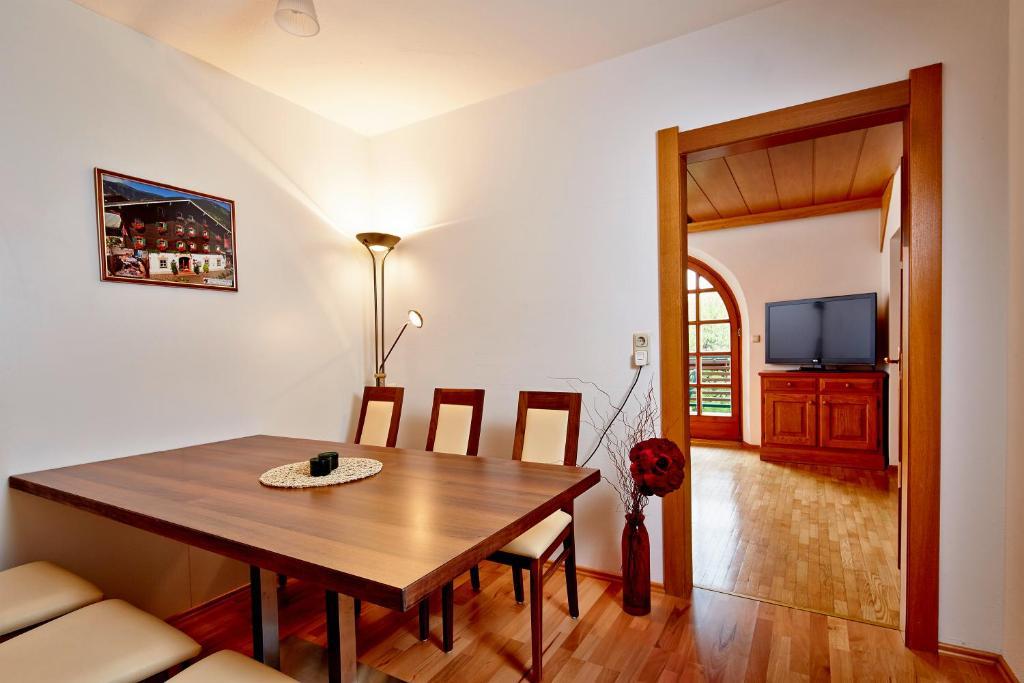 Appartements Am Stadtpark Цел ам Зее Стая снимка